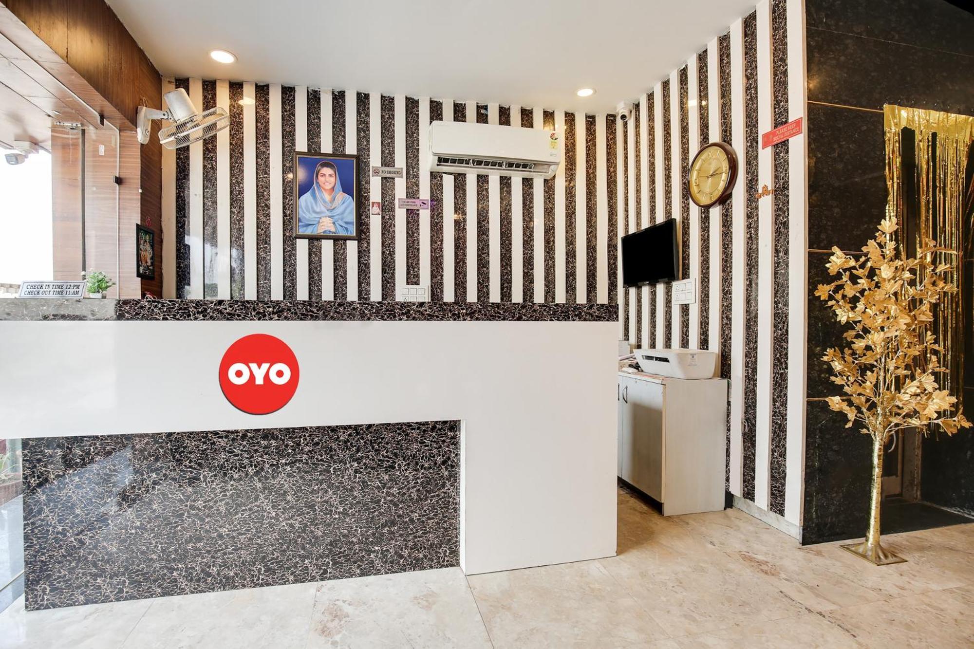 Hotel O Av Continental Zirakpur 외부 사진