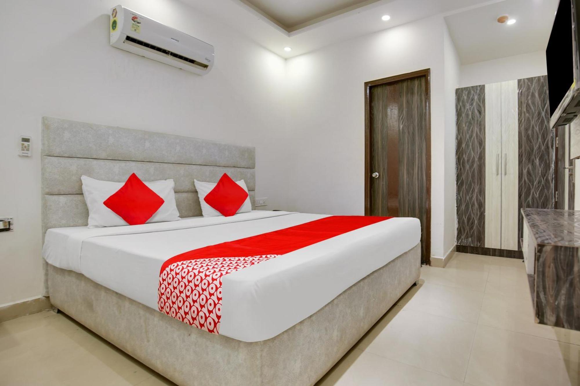 Hotel O Av Continental Zirakpur 외부 사진